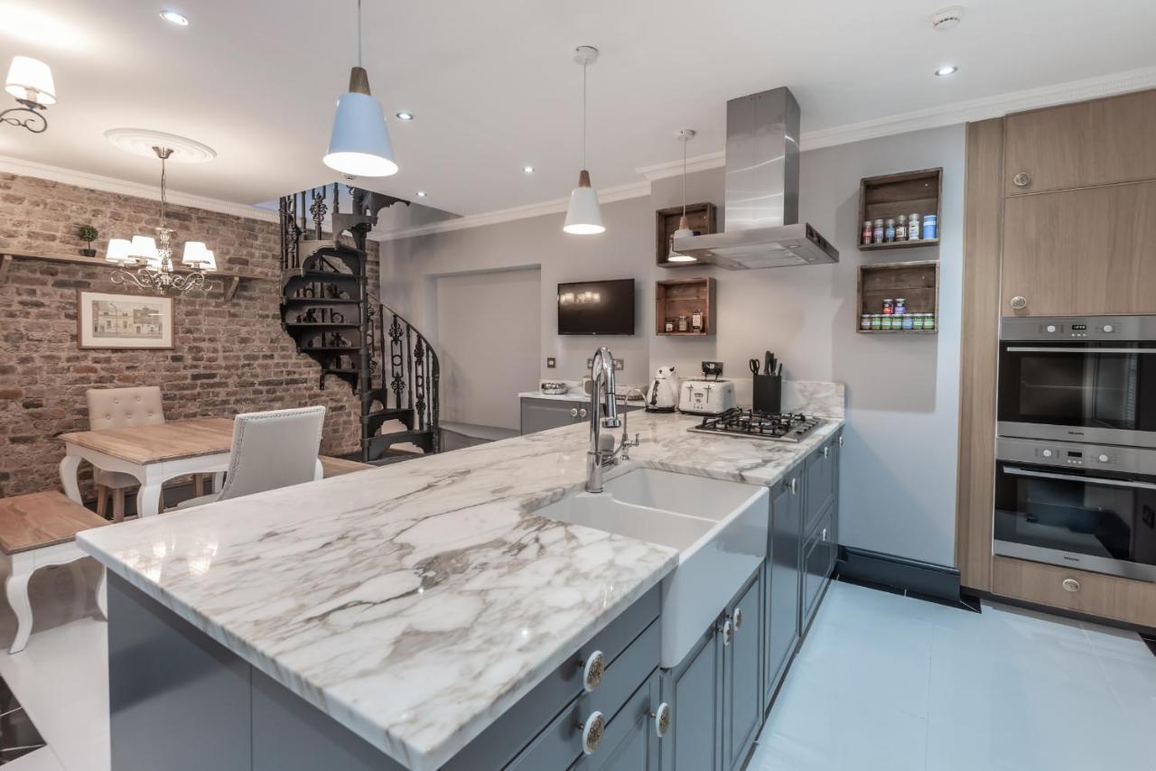 The London House - Entire Villa 외부 사진