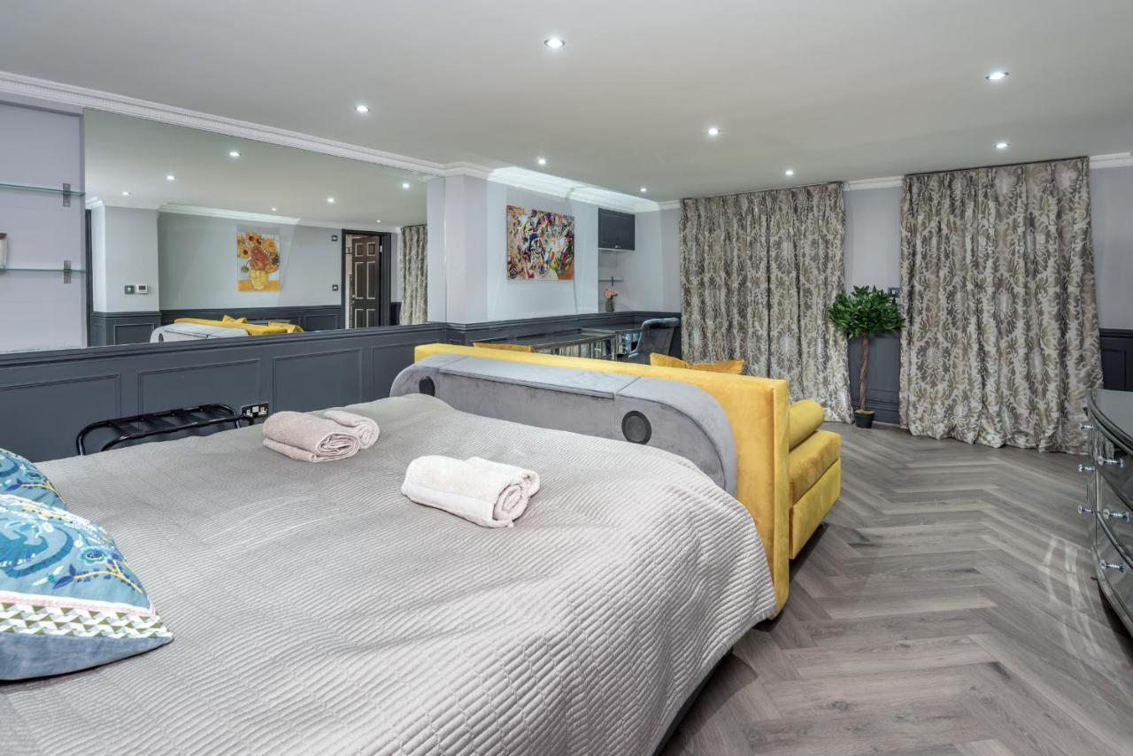 The London House - Entire Villa 외부 사진
