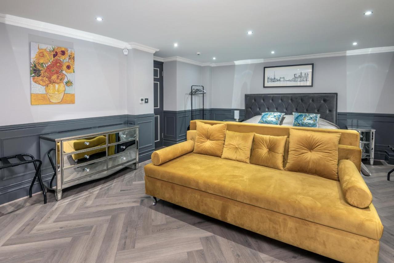 The London House - Entire Villa 외부 사진